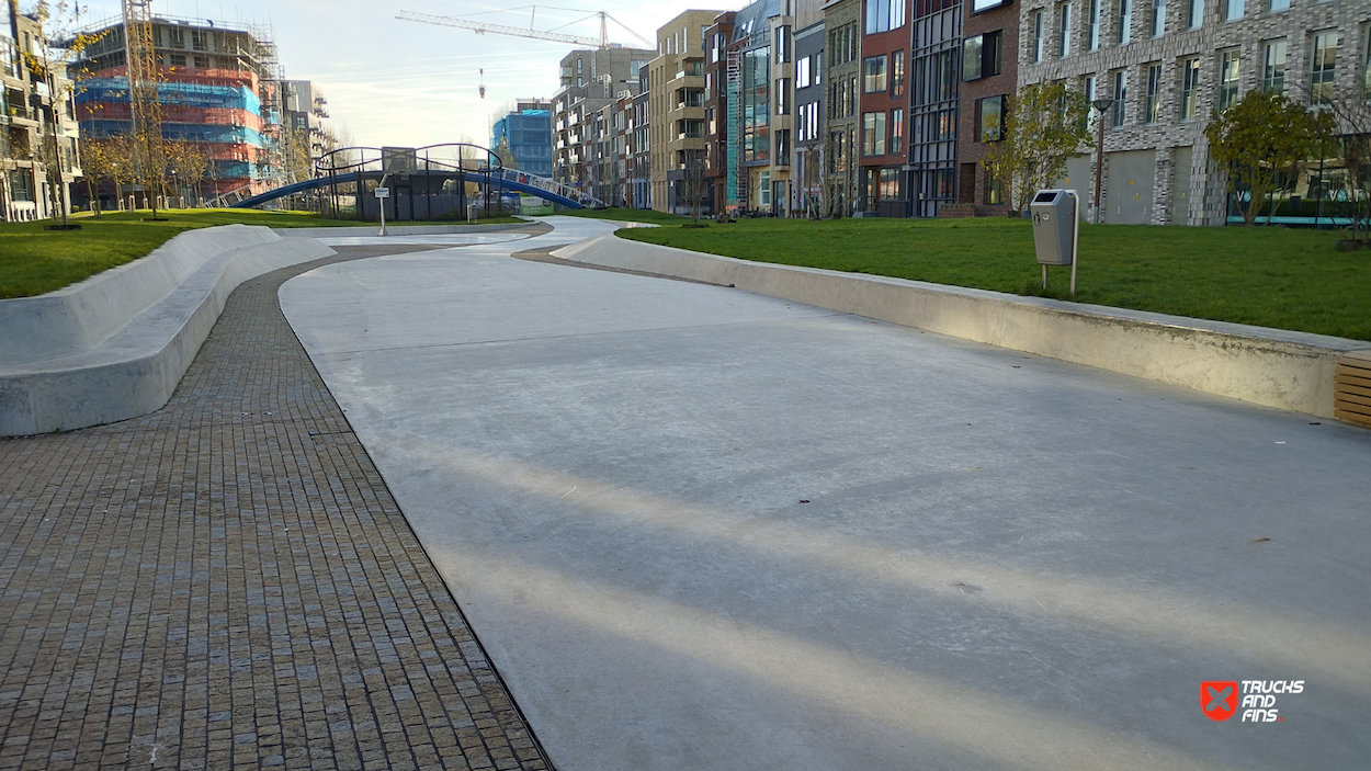 Stationsplein skatespot